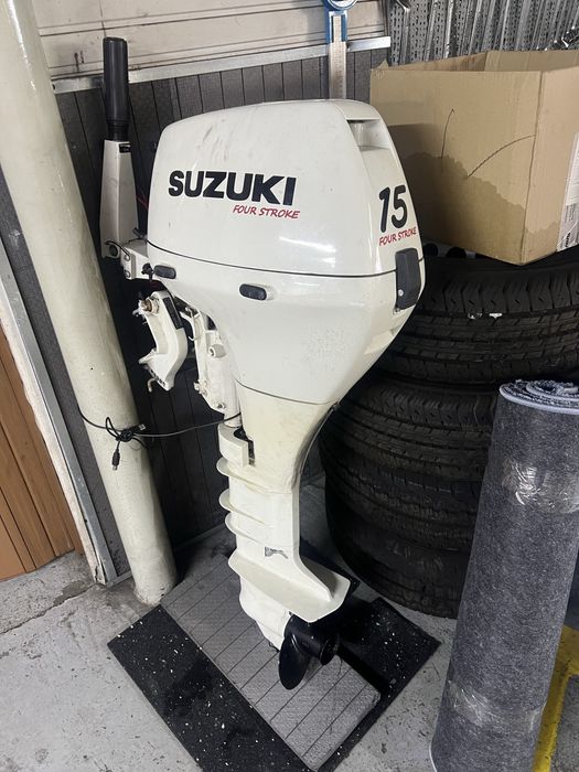 Motor barca Suzuki Bombardier 15CP 4T cizma lunga