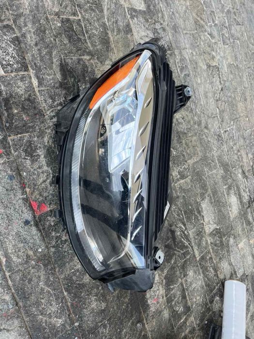 Десен фар за Mercedes GLC W253