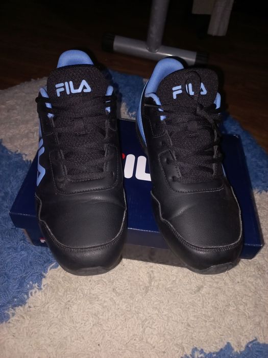 Adidași FILA noi