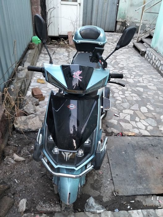 ПРОДАМ трицикл Ynxiang