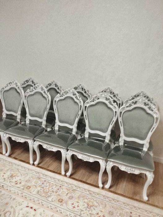 Стулья Versace новые