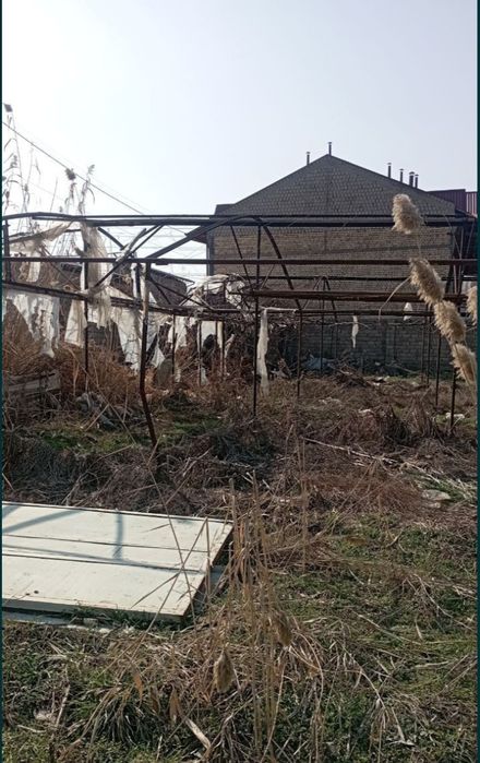 Quruq yer sotiladi srochni