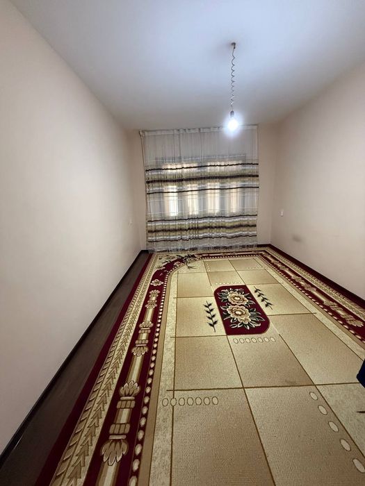 Срочна 3 хоналик уй сотилади!!