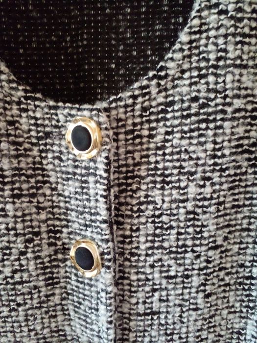 Маленькое платье в стиле Шанель