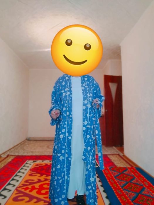 Женские одежды в отличном состоянии.