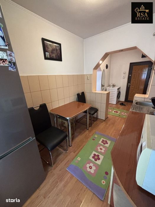 Apartament cu 2 camere de vanzare etaj Parter zona Ostroveni Rm Valcea