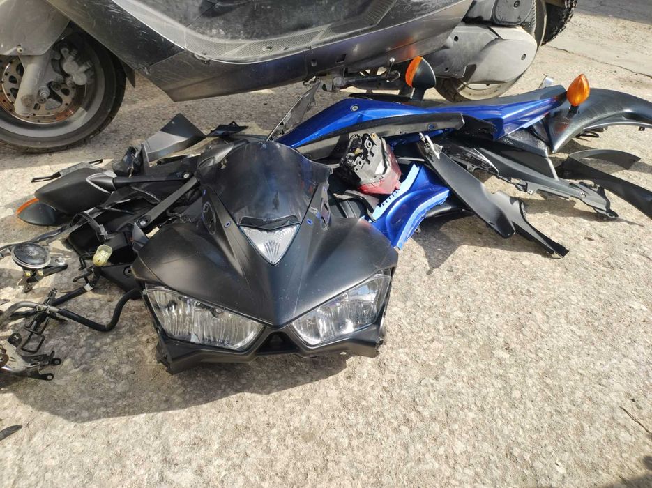 Yamaha YZF R3 на части