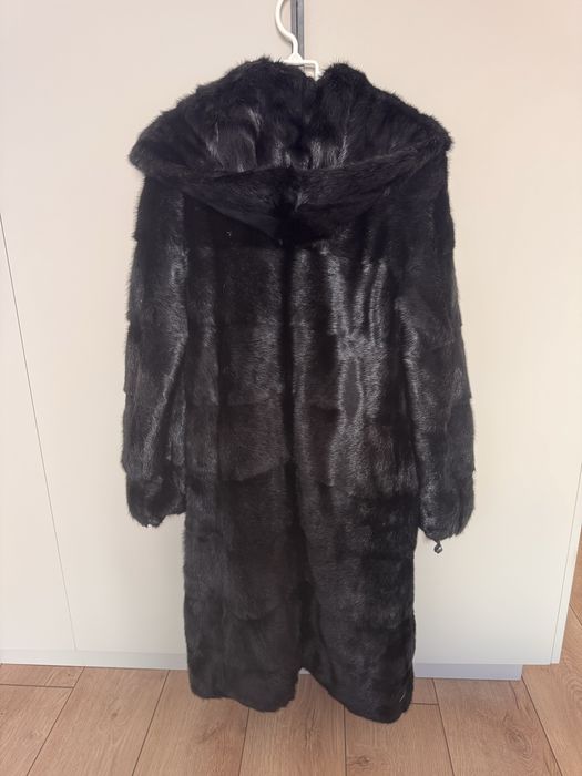 Продам норковую шубу