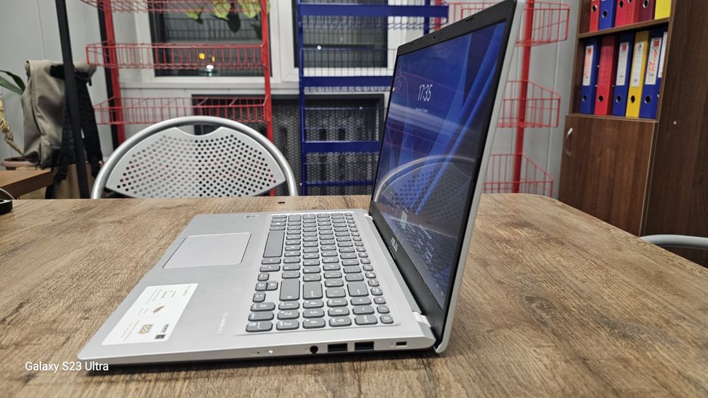 Продам ноут бук Asus