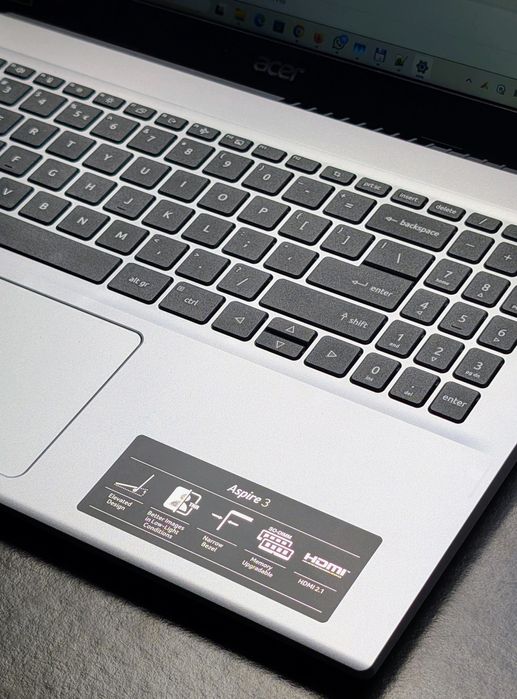 Laptop Acer Aspire 3 A315-59 i5 16GB DDR4 500GB SSD