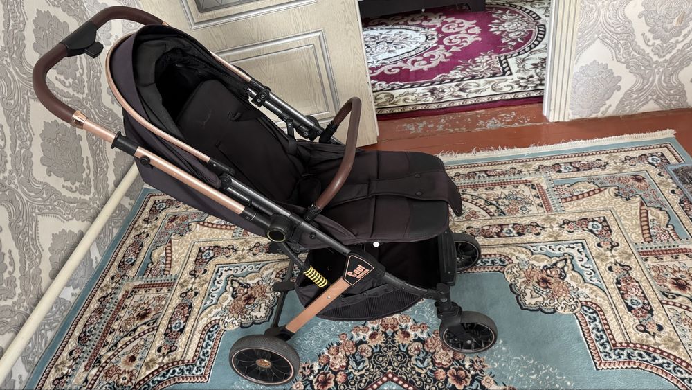 Коляска детскаяя