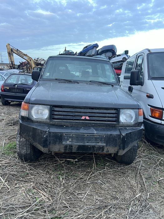 Mitsubishi Pajero 2.5 дизел на части