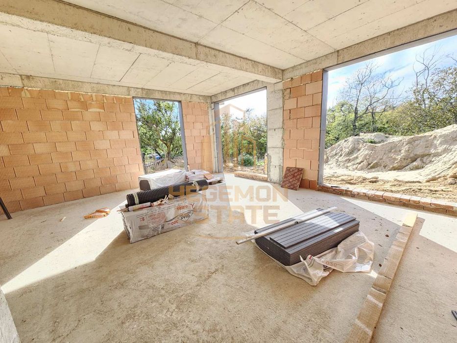 Продава се Къща в Варна, м-т Боровец - юг - 190 кв.м за 1309 €/кв.м - Снимка #8