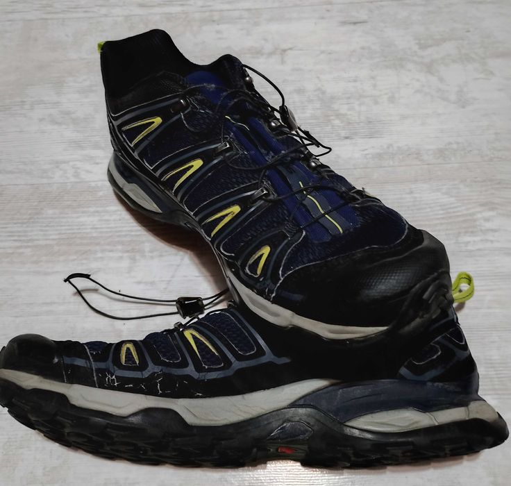 Мъжки туристически обувки / маратонки Salomon