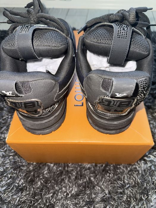 LV skates Black Crystal