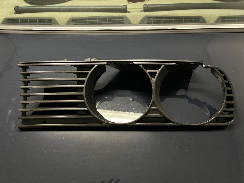 Части за BMW E30