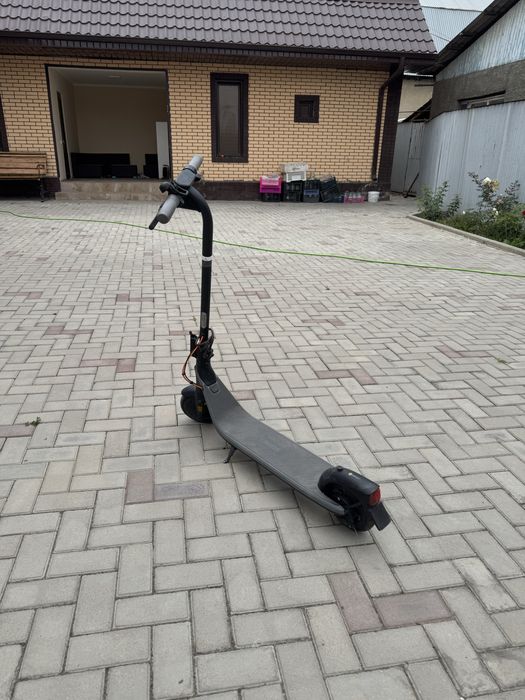 Электро сомакат Ninebot E2 PLUS