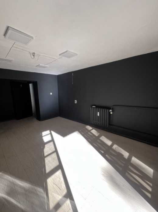 Дава се под наем Ателие в София, Център - 22 кв.м за 225 € - Снимка #1