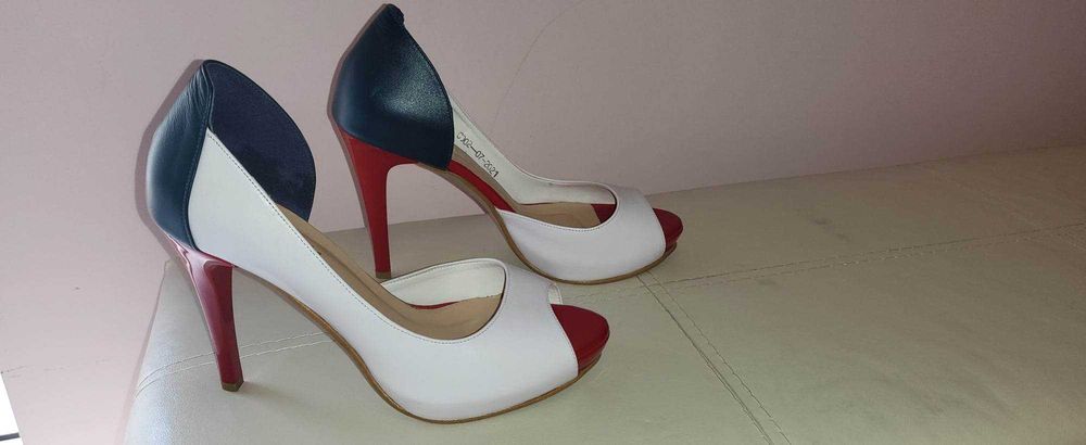 Обувки с ток R.Polański и други