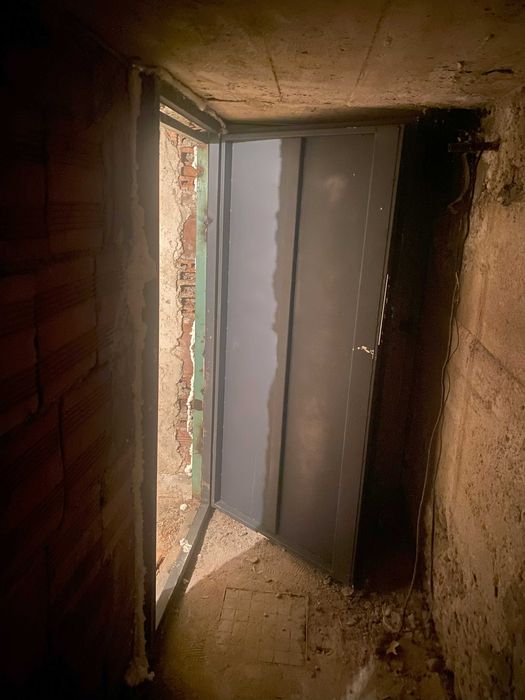 Дава се под наем Склад в София, Център - 5 кв.м за 35.7 € - Снимка #1