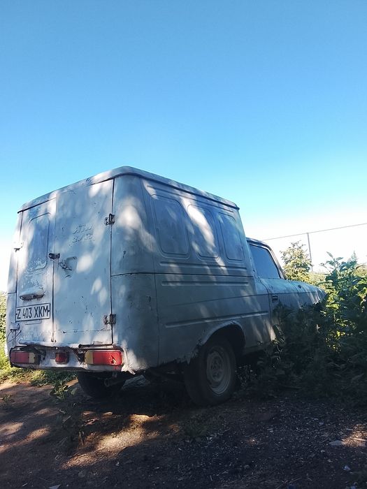 Продам москвич срочно