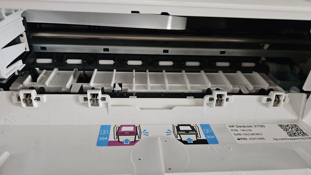 Принтер HP deskjet 3750