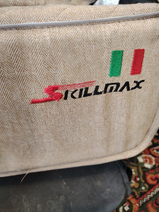 Срочно продам коляску новая
