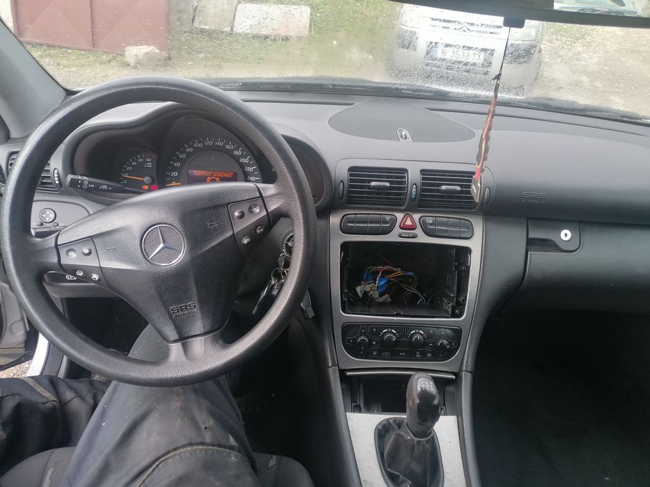 На части! Mercedes C220CDI спорт купе CL203 ръчка ОМ611