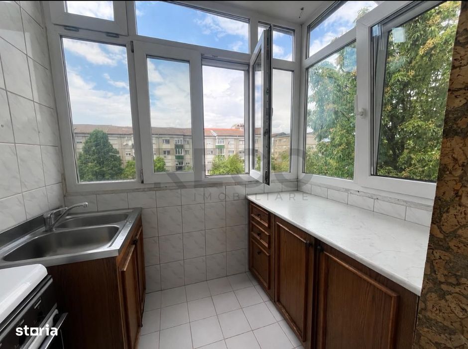 RECO Apartament cu 3 camere, decomandat -etaj 3-Nufarul