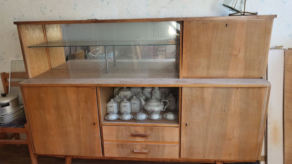 Дървени витрини 2 броя