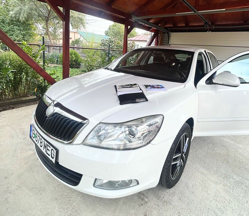 SKODA Octavia 2010 — imagine 5