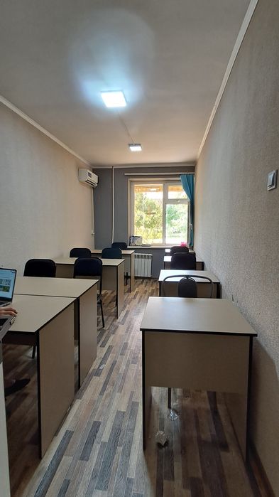 Ofis ijaraga beriladi. 700 ming so'm