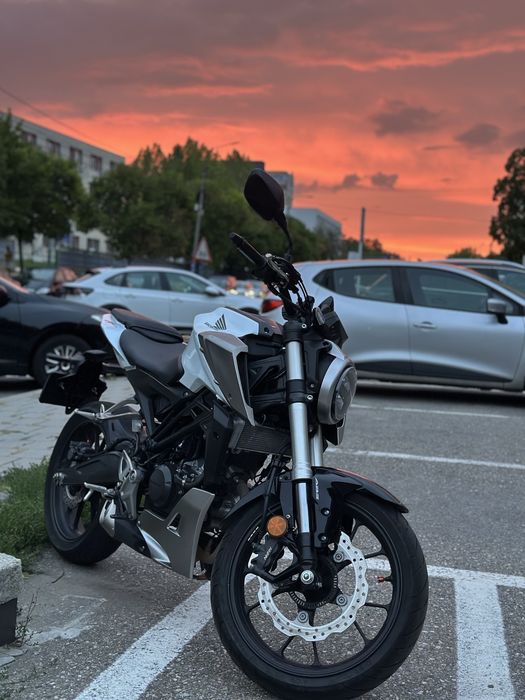 Honda cb125r 2018