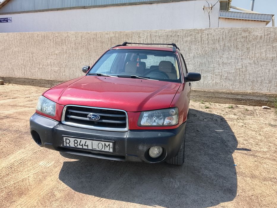 Subaru Forester с Каз номерами