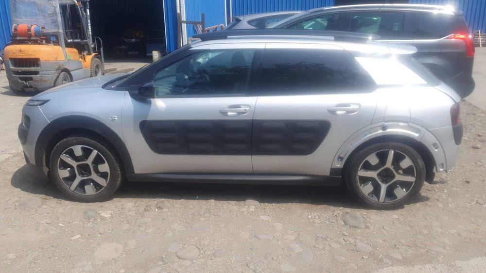 Dezmembrez Citroen C4 Cactus Puretech 1.2 B 2016