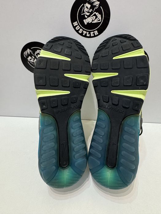 Маратонки NIKE AIR MAX 2090. Номер 40