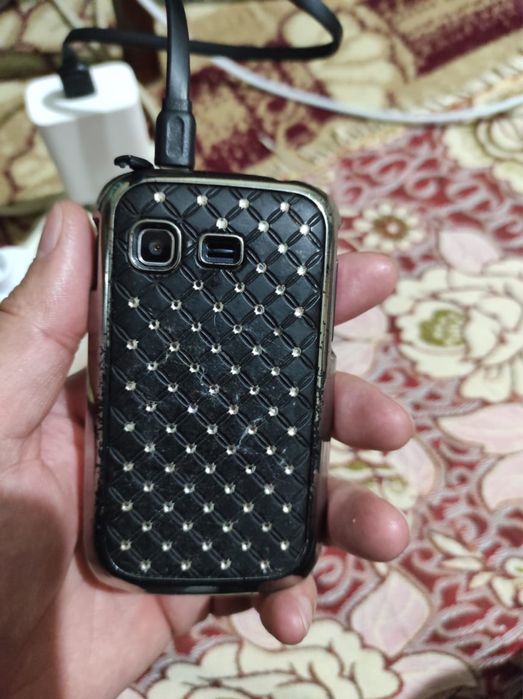 Продам Samsung GT-S5300