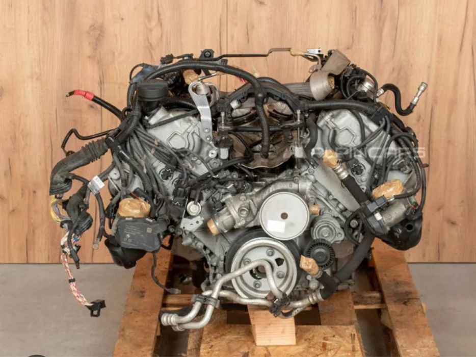 Двигател БМВ 5.0 бензин N63B44A 406 кс