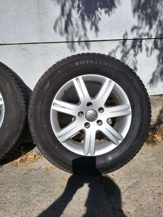 Vând Jante  Audi Q7 cu anvelope de iarna noi noi
