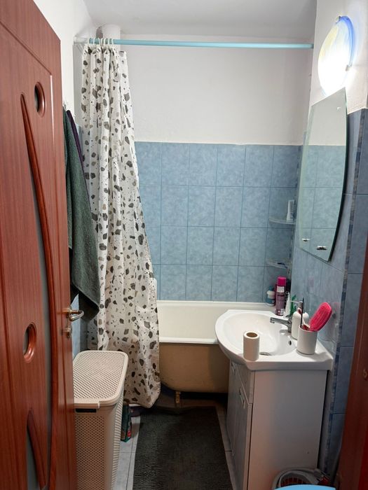 Garsoniera de vânzare