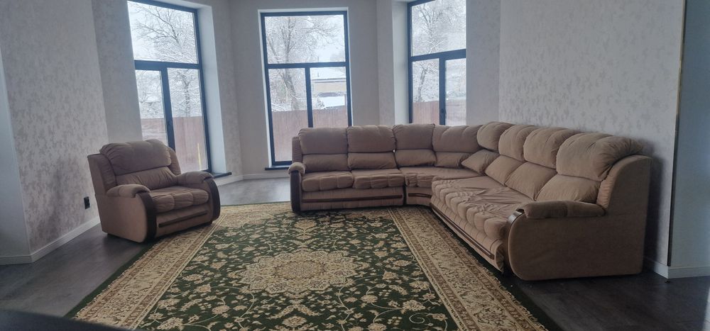 Продам диван в хорошем состоянии