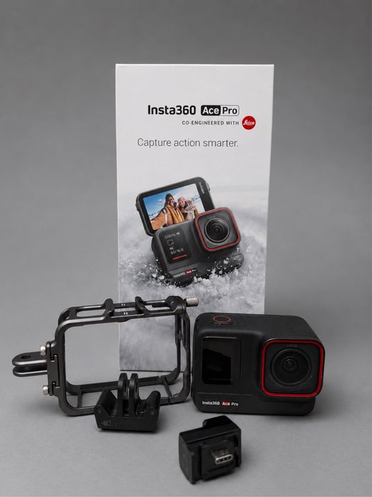 Insta 360 ace pro экшн камера