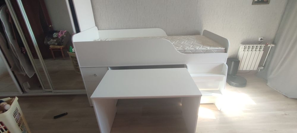 Продам кровать 3 в 1