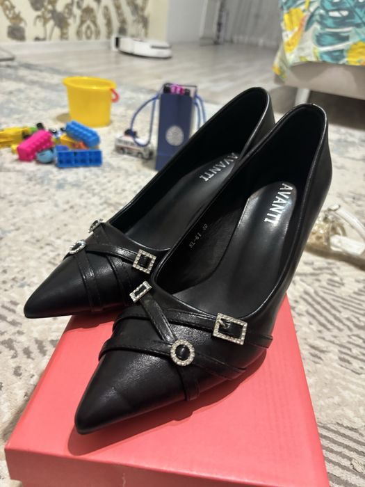 Продам туфли женские