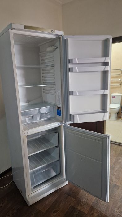 Холодильник indesit