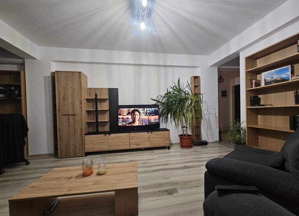 Proprietar, închiriez apartament 2 cam., decomandat, Ploiești Vest