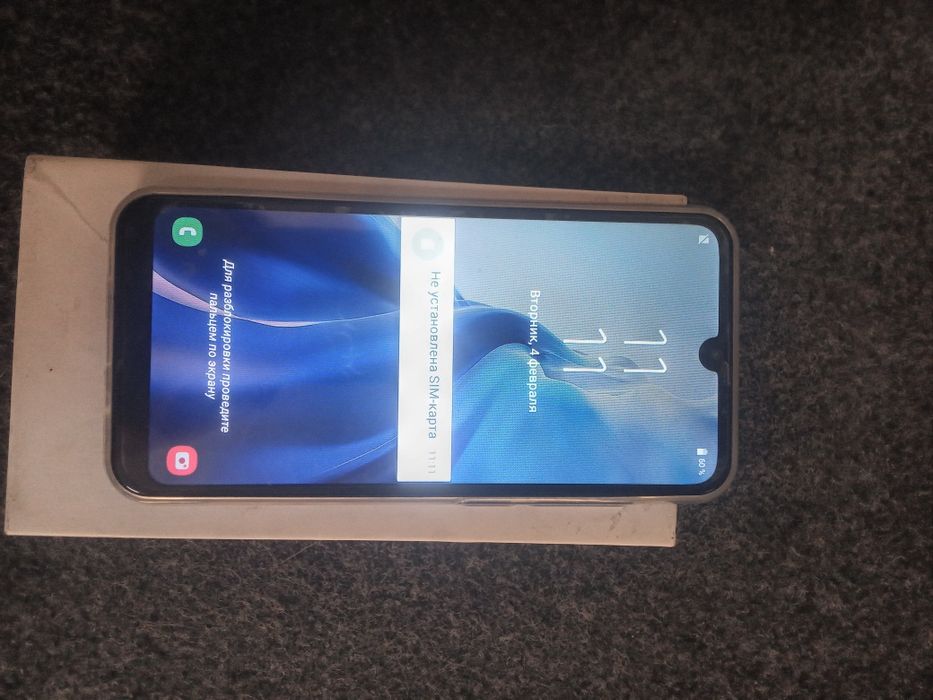 Samsung A72 sotiladi xolati yangi