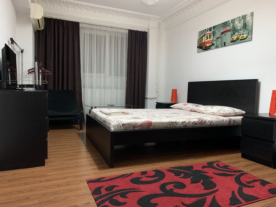 Vand dormitor IKEA complet sau partial impecabil