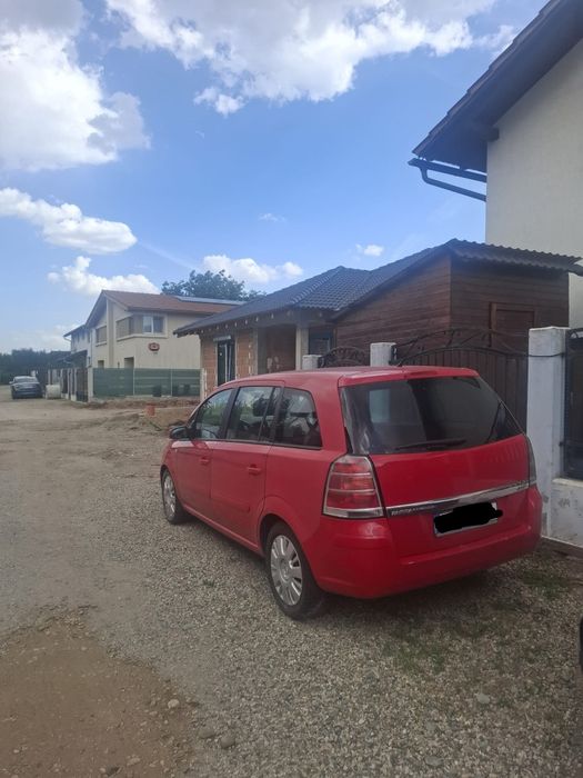 Vând Opel zafira 1,9 an 2007