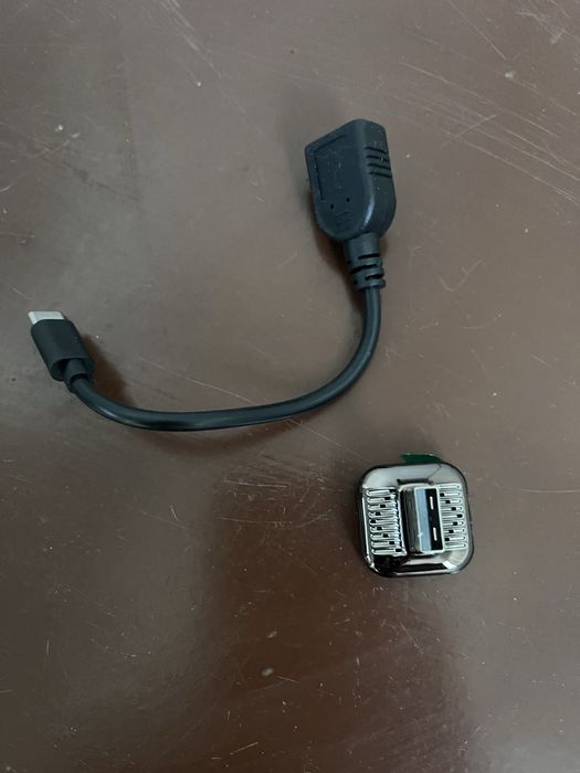CarPlay безжичен